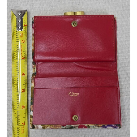 Vintage St. Thomas Women's Floral Wallet | Leather Interior | 1960's Clasp Coin - Picture 11 of 12